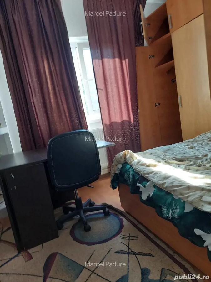 Inchiriez camera in ap 3 camere - 2