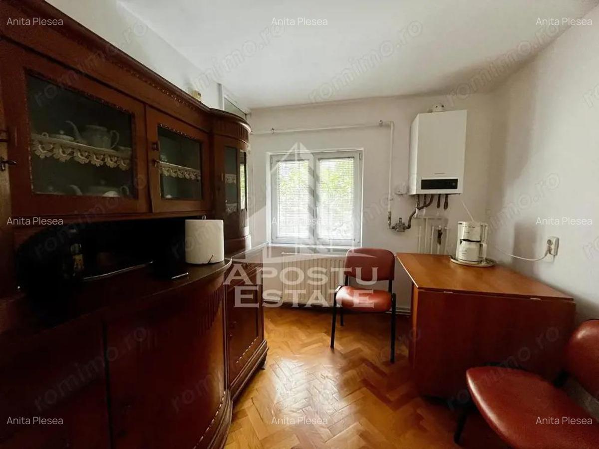 Apartament 3 camere,parter,centrala proprie,zona Saguna/Timocului - 8