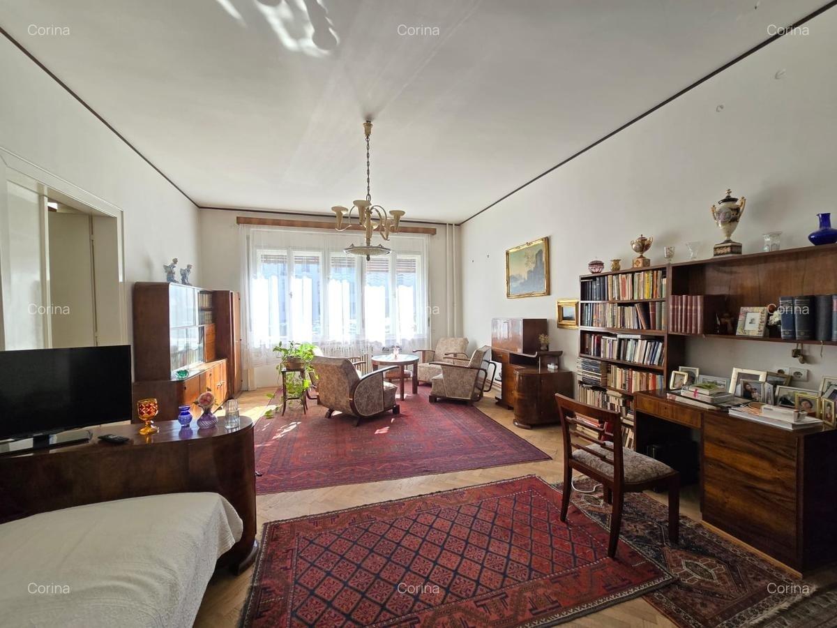 Apartament cu 4 camere decomandat în Ultracentral - 2
