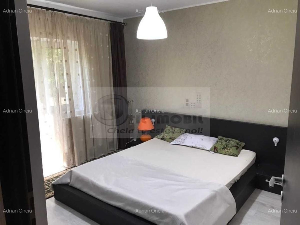 Apartament decomandat cu 3 camere - 70mp, central - 550€ - 1