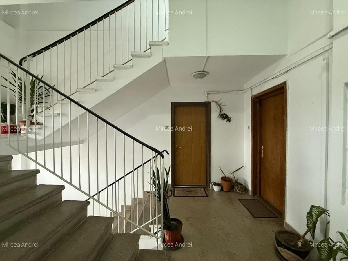 3 camere | Teiul Doamnei | Bloc din 83 | Reabilitat - 15