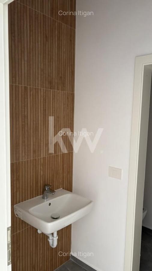 Spatiu comercial de inchiriat, zona Tractorul-Maurer Villas - 6