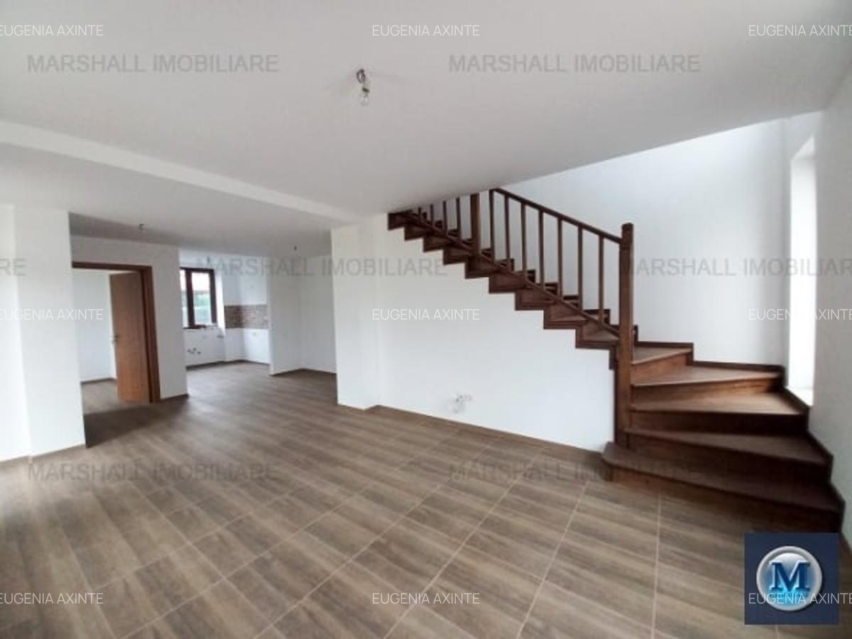Casă cu 4 camere în Păulești - 1