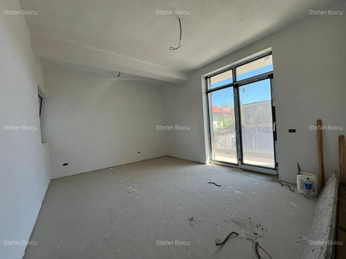 Apartament cu 3 camere semidecomandat în 13 Septembrie - 5
