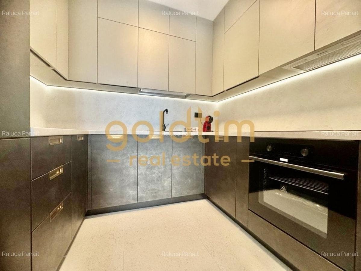 PRIMA INCHIRIERE/TERASA GENEROASA - 16