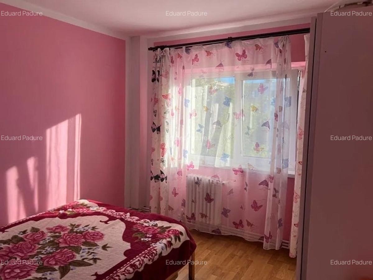 Apartament cu 2 camere decomandat în Semicentral - 2