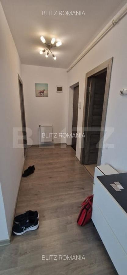 Apartament 3 camere renovat, zona Terra - 60,77 mp, etaj intermediar - 7