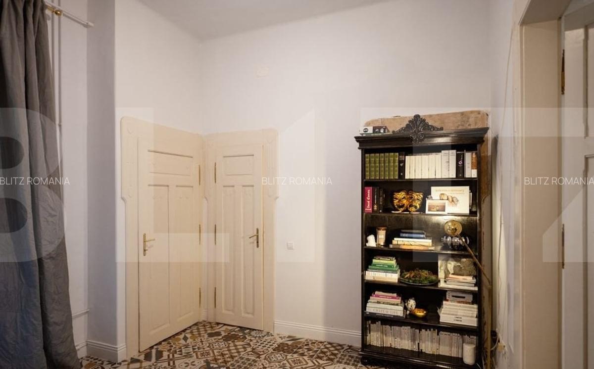 Apartament cu 3 camere semidecomandat, mobilat în Central - 8