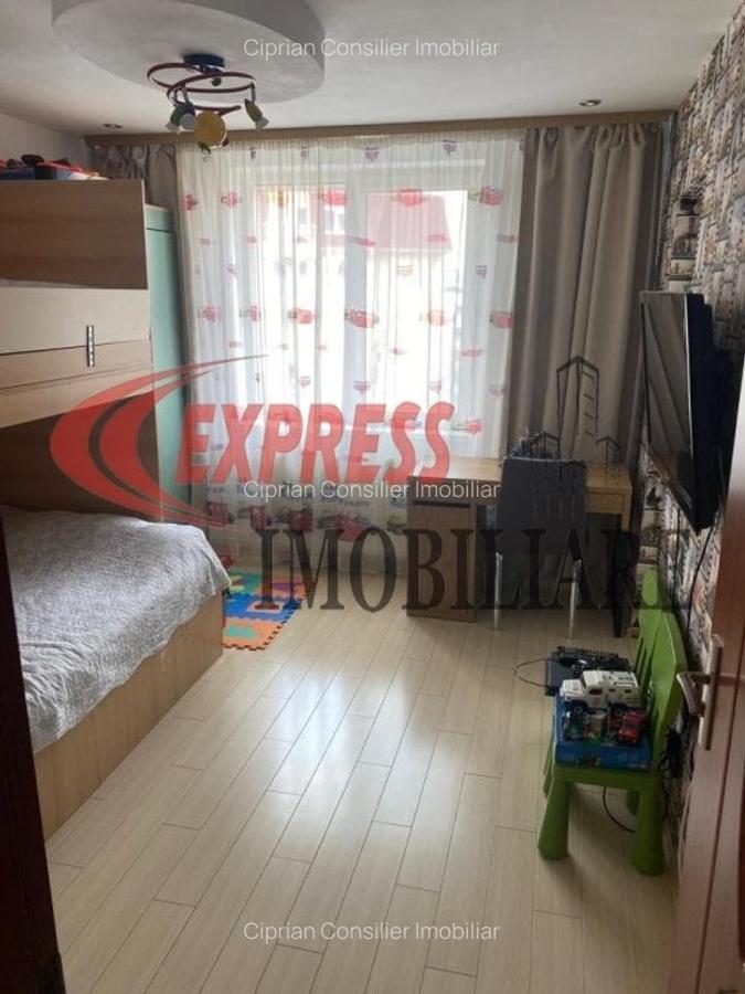 Apartament cu 3 camere semidecomandat în Fizicienilor - 4