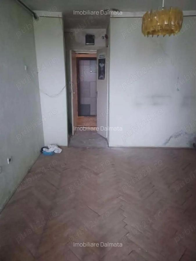 Garsoniera de vanzare , Ostrovului , etaj 4 4 , 14.800 euro negociabil - 1