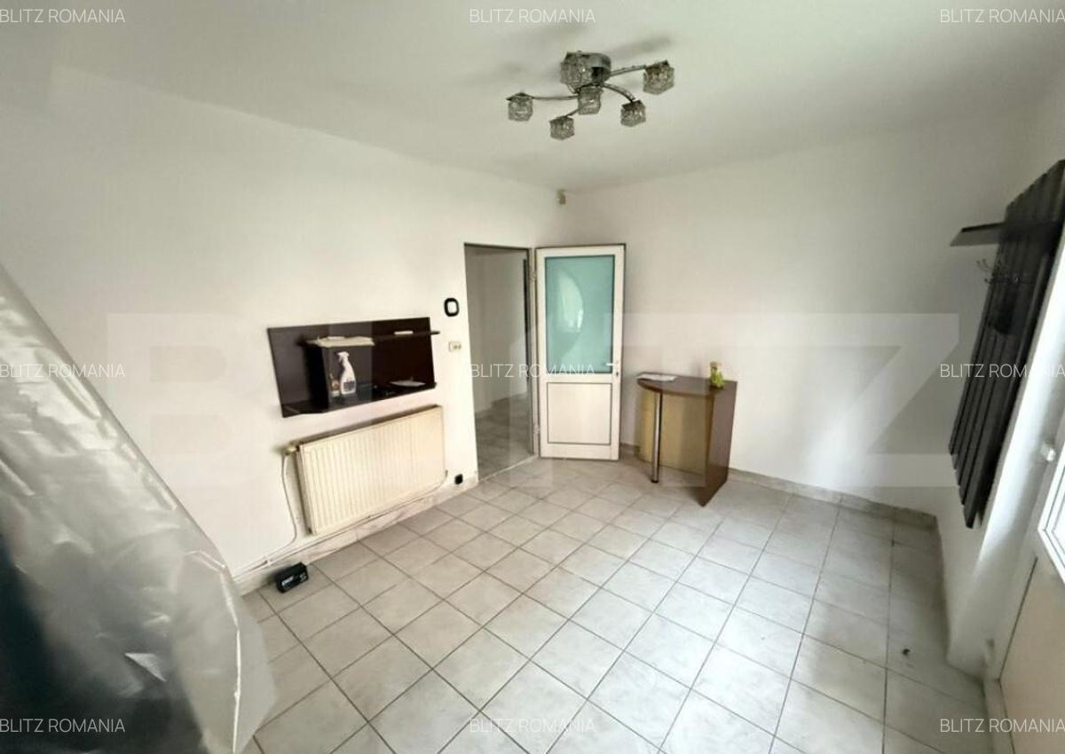 Apartament de vanzare, cu 4 camere, 80 mp, zona Big - 7