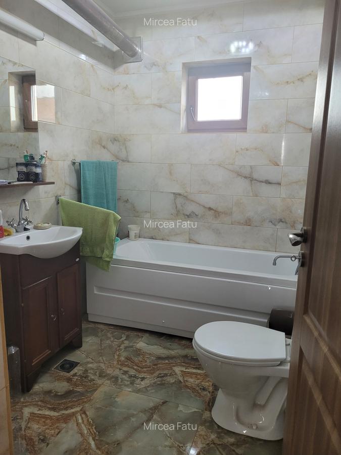Casă cu 3 camere în Vest - 6