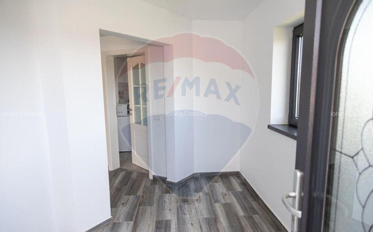 Casa / Vila de vanzare Sanpetru, jude?ul Bra?ov - 6