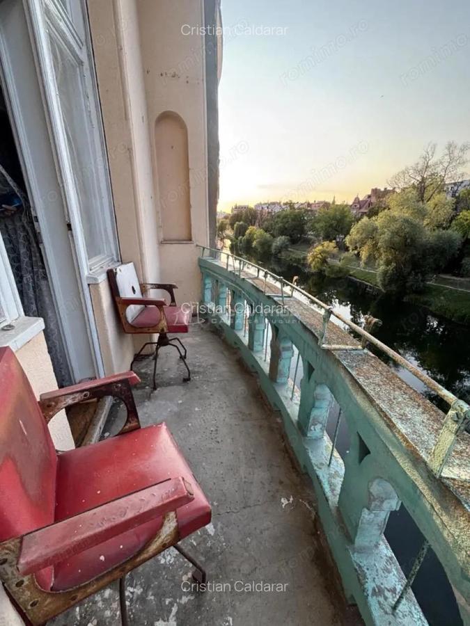 Apartament 129 mp cu vedere spre Crisul Repede si demisol independent in cladire istorica - 20