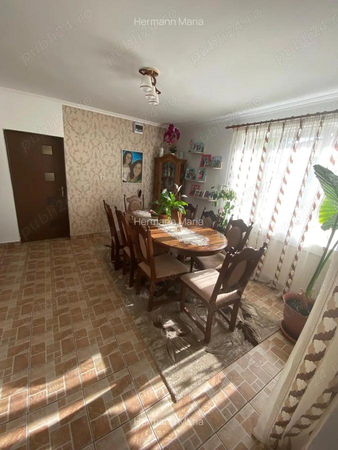 Casa de vanzare - 1