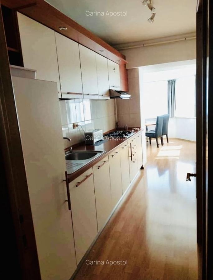 Inchiriere apartament 3 camere - Vedere frontala la mare - Faleza Nord - 2