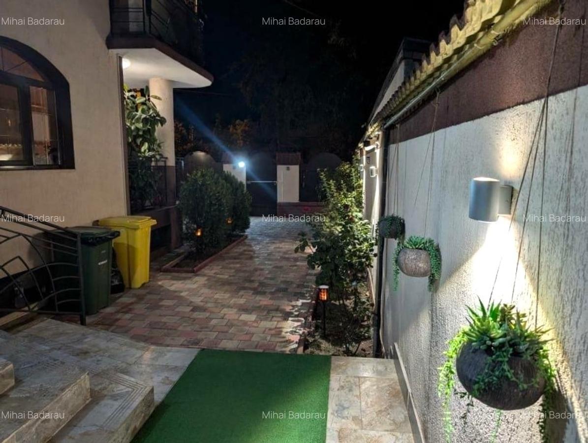 Casă cu 5 camere în Bucureștii Noi - 9