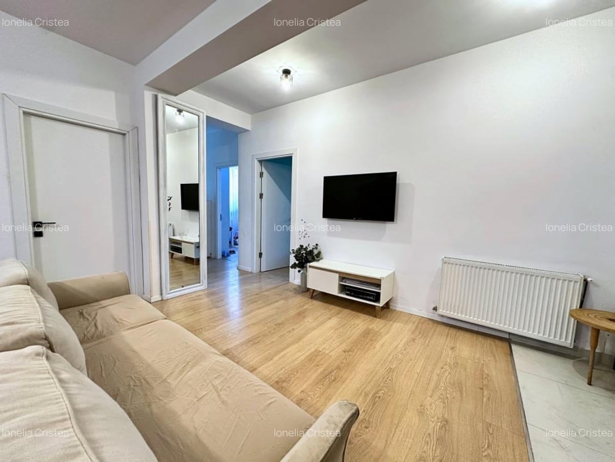 4 Camere+Curte | Damaroaia| Bucurestii Noi| Piata Presei| Parter Inalt - 3