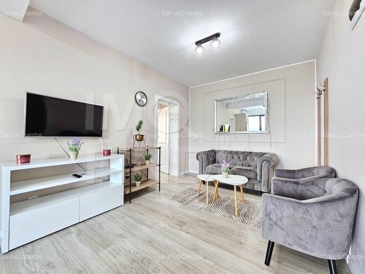 Inchiriere apartament 3 camere situat in vila privata, zona UMF - 1