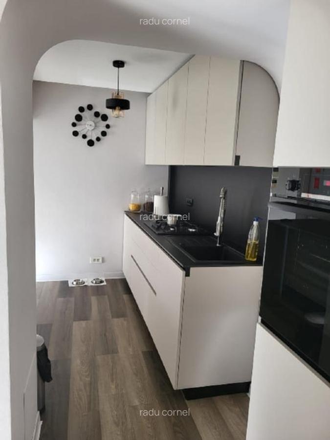 PROPIETAR, VILA CU ETAJ,4 CAMERE, PISCINA, GARAJ | FALEZA NORD | COMPLEX UNIRII - 10