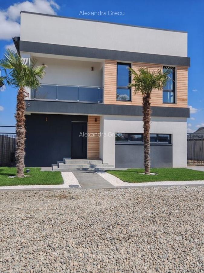Vila de lux 5 camere, 3 bai, mutare imediata- Com. Berceni - 2