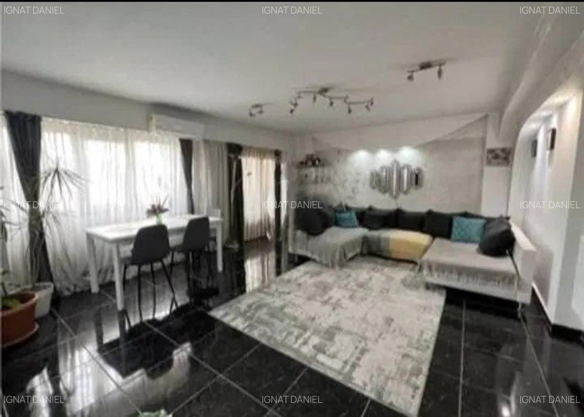 Apartament cu 3 camere, decomandat, etaj 3/7, zona Cug - 2