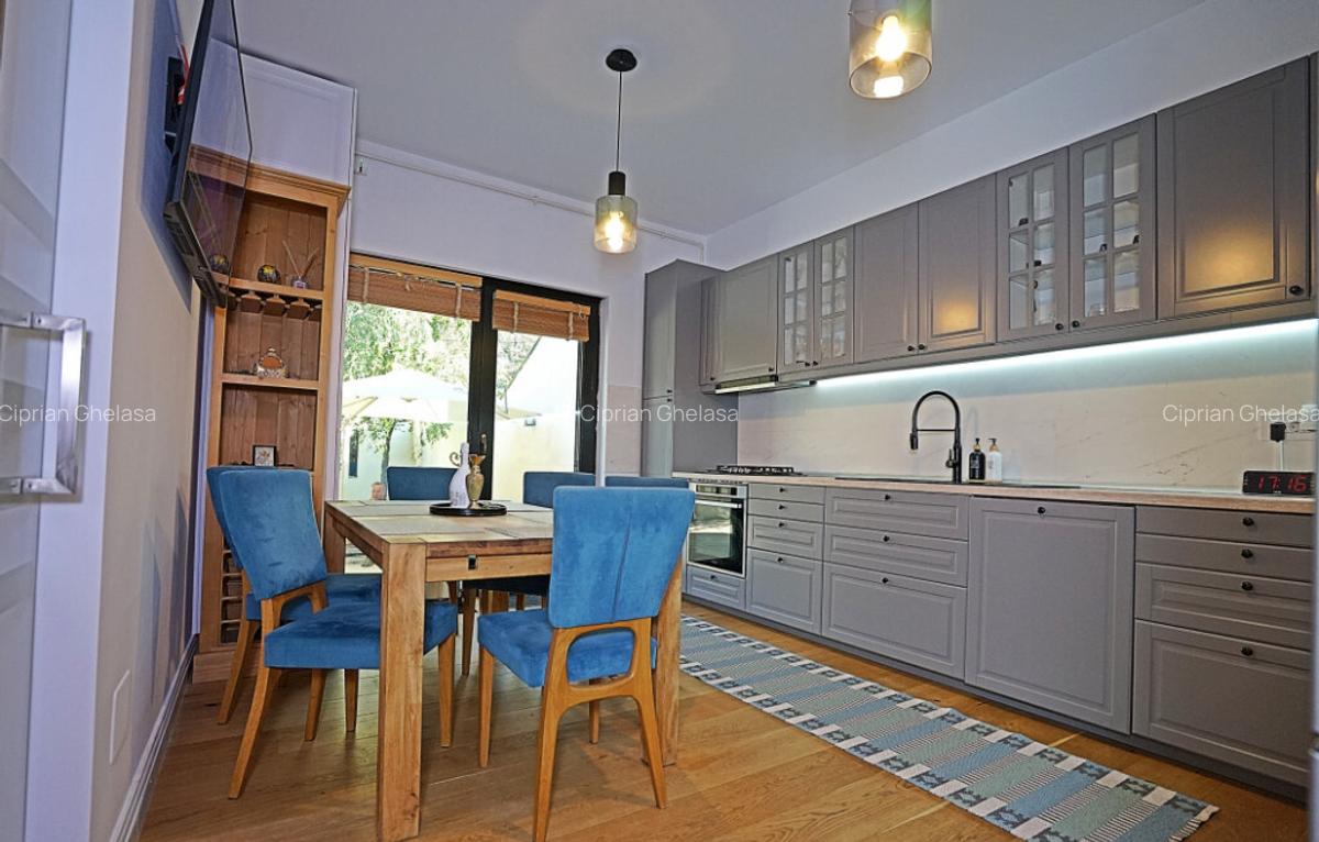 LUX Urban in Dristor-Park Lake-IOR Vila Exclusivista - 13