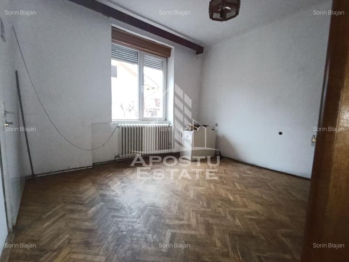 Casa individuala + garaj si anexa, oportunitate investitie, Sagului! - 11