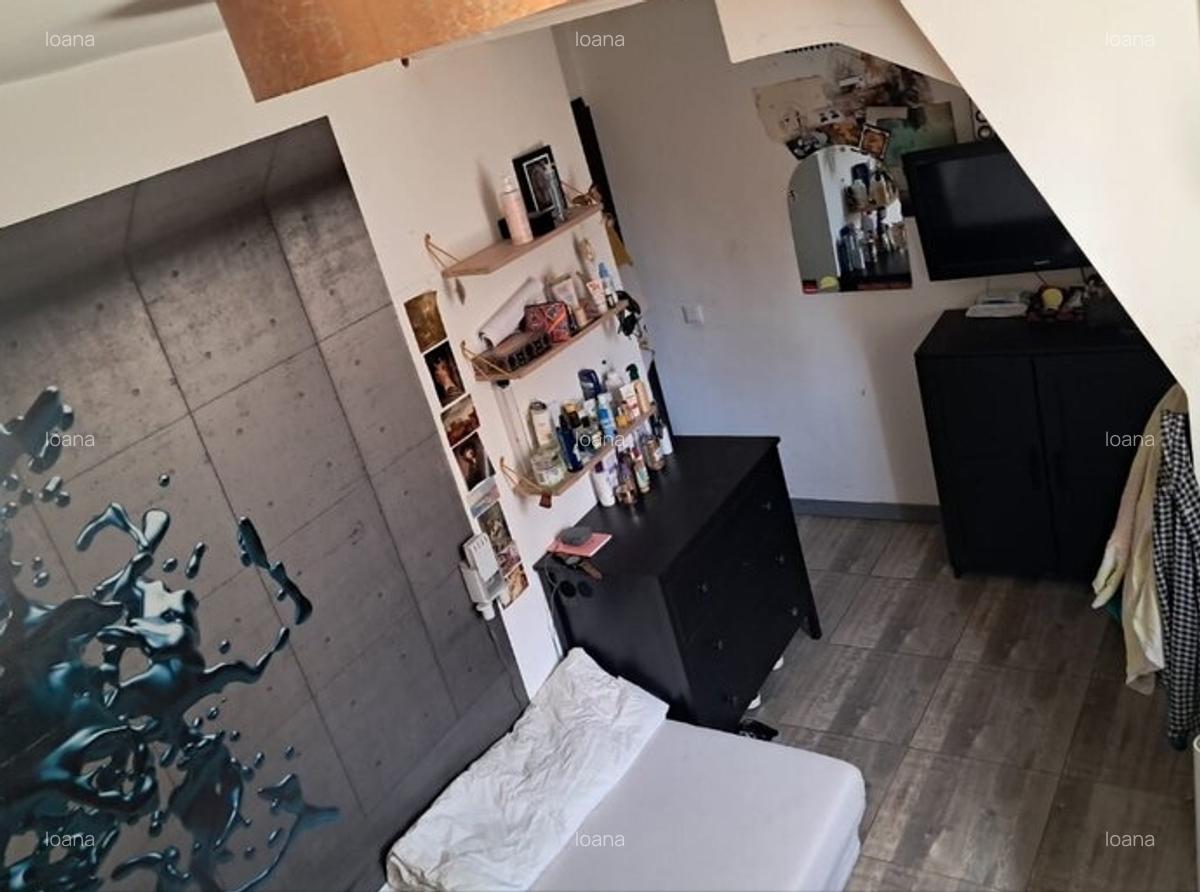 Unirii,la mansarda, decomandat,Amenajat CENTRALA TERMICA boxa,2 bai,Liber - 5