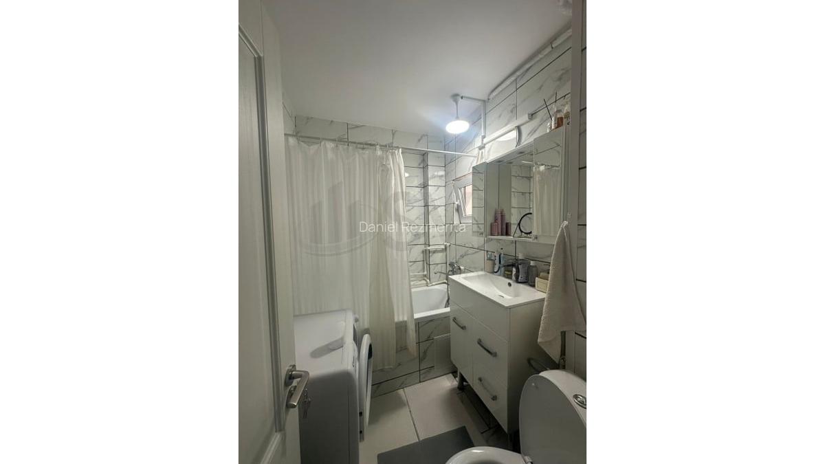 Apartament cu 3 camere semidecomandat în Grivița - 8