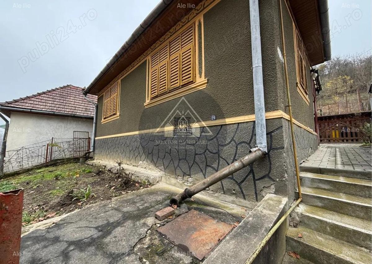 Casa de 3 camere, Medias - 3