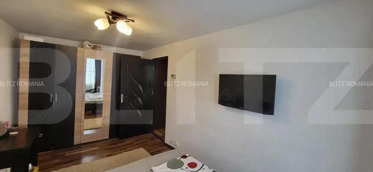 Apartament de vanzare, cu 3 camere, 67 mp, zona Bucovina - 8