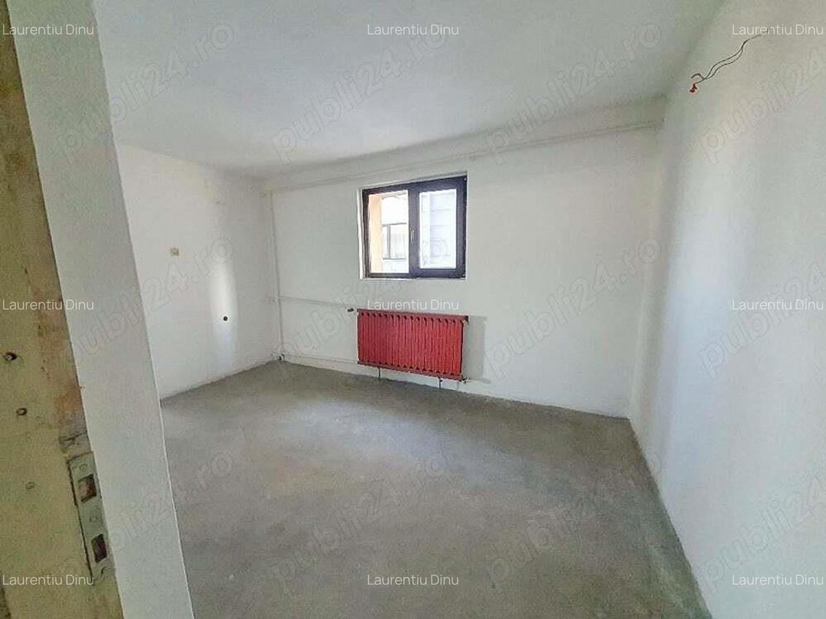 Cladire comercial , productie, birouri Pitesti - 3