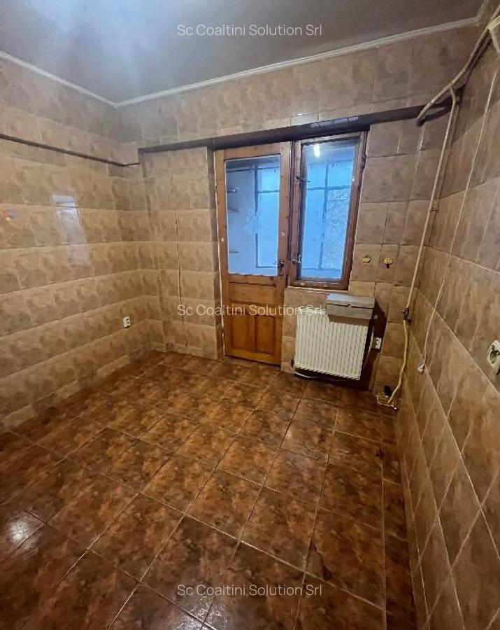 Apartament 3 camere Garii ,Liber - 10