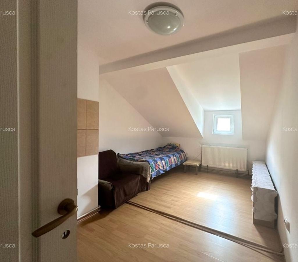 Vânzare casă Individuală 12 Camere la 5 minute de Castelul Bran - 11