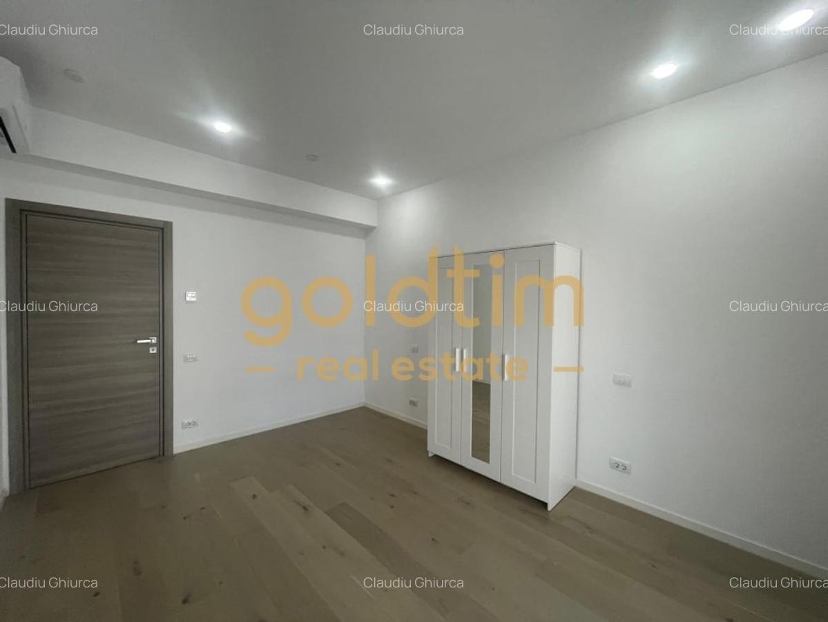 NOU!!!VILA CU PISCINA PROPRIE/ SPATII GENEROASE - 46