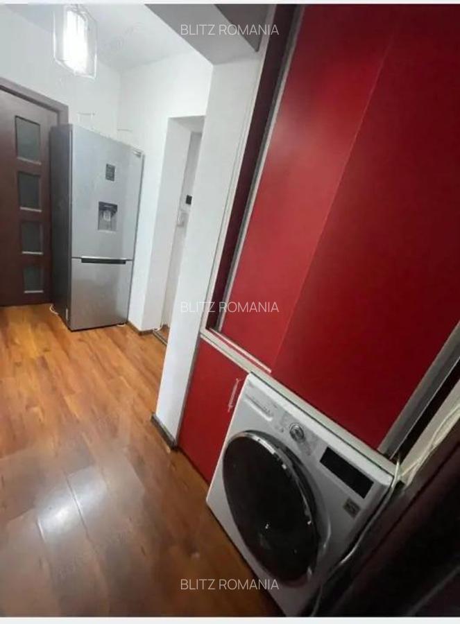 Apartament 2 camere decomandat , zona 1 Mai - 5