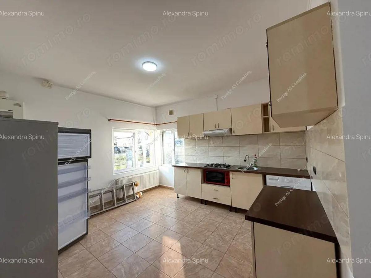 Duplex 3 Camere | Car port | Sanmihaiu Roman - 2
