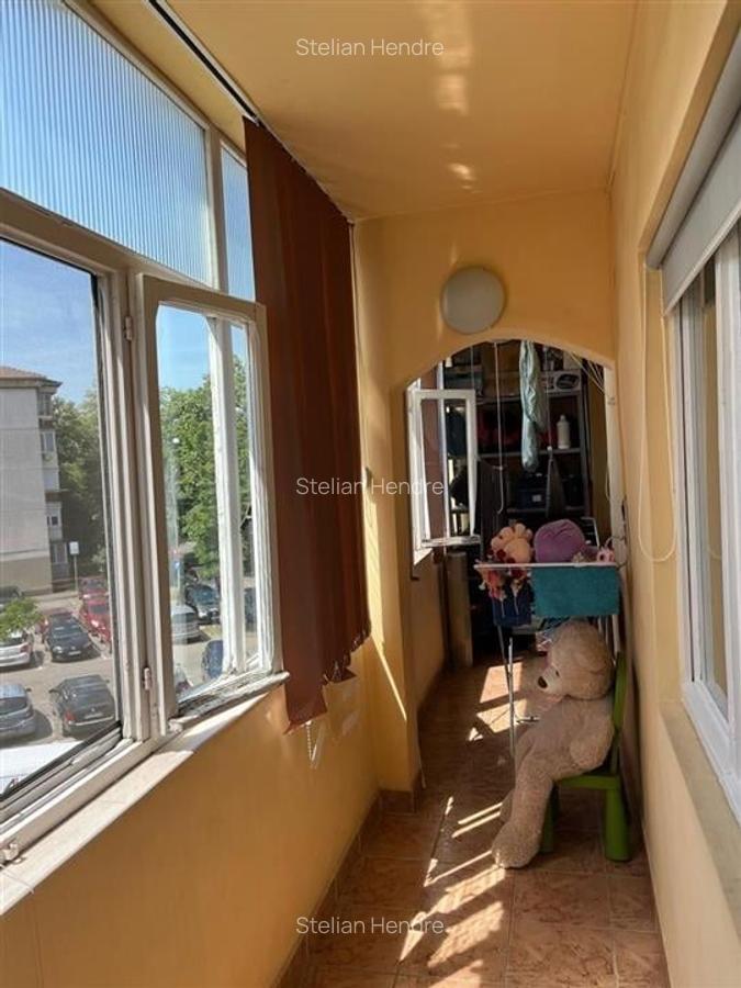 Apartament cu 3 camere decomandat în Rogerius - 10
