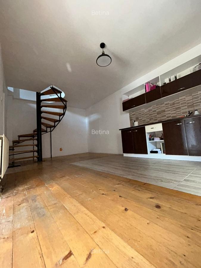 Casă cu etaj de vânzare – ultracentral, Cisnădie - 8