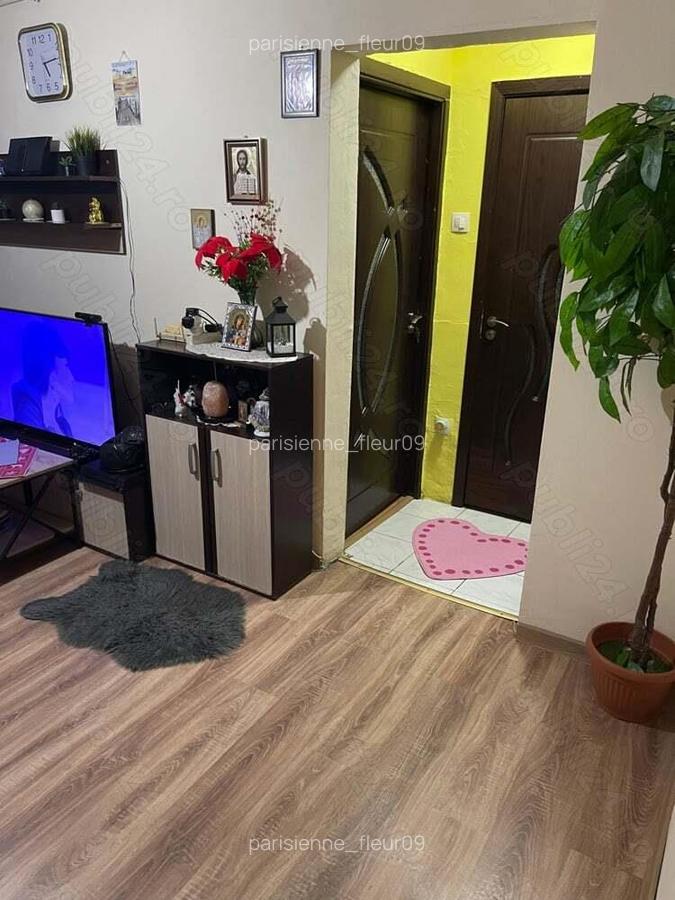 Vand apartament 2 camere conf 2 zona Zetari - 3