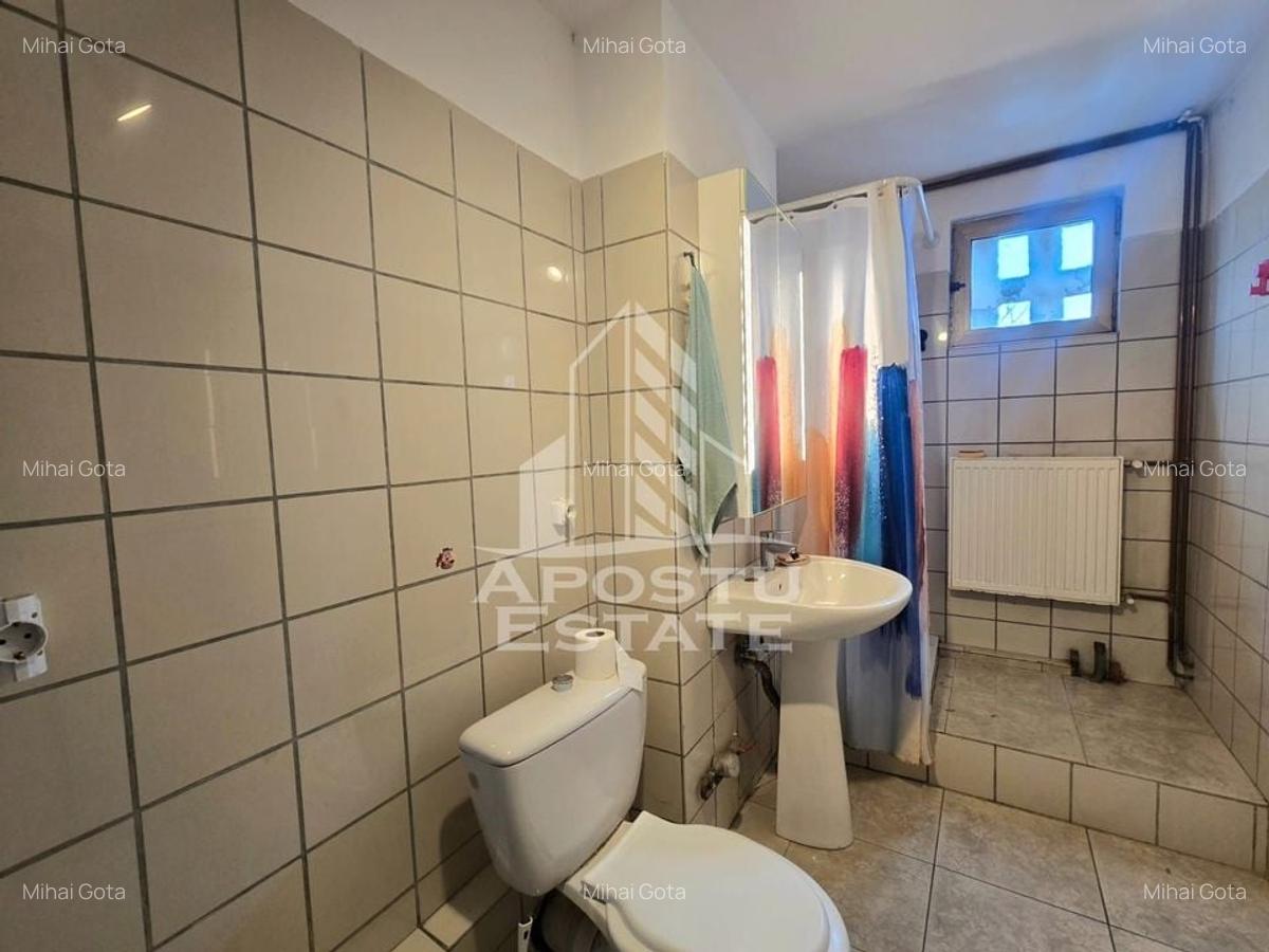Apartament cu 3 camere, centrala proprie, Circumvalatiunii - 9