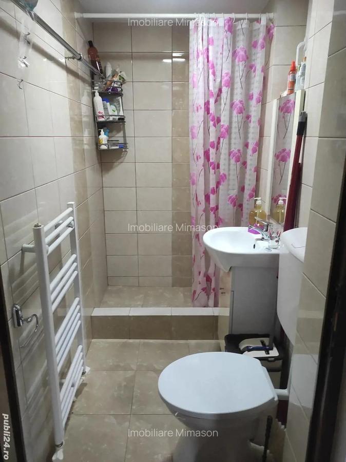 Ap 2 camere dec etj 1,zona liceul auto - 11