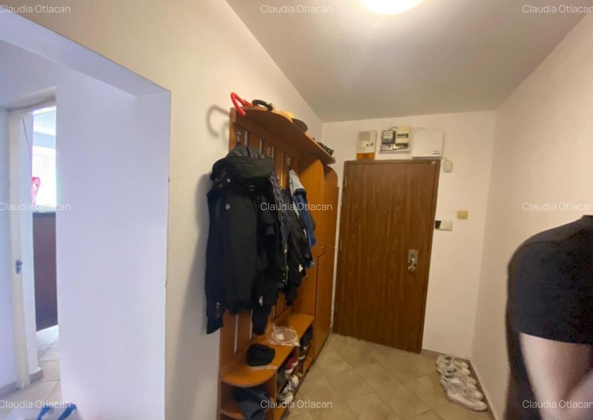 Apartament 3 camere Str.Trestiana , Sector 4 - 5
