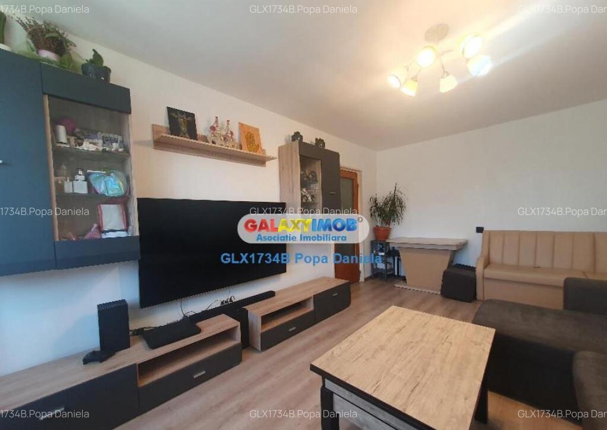 3 camere decomandat, Bdul 1 Decembrie - Scoala 82 - 3