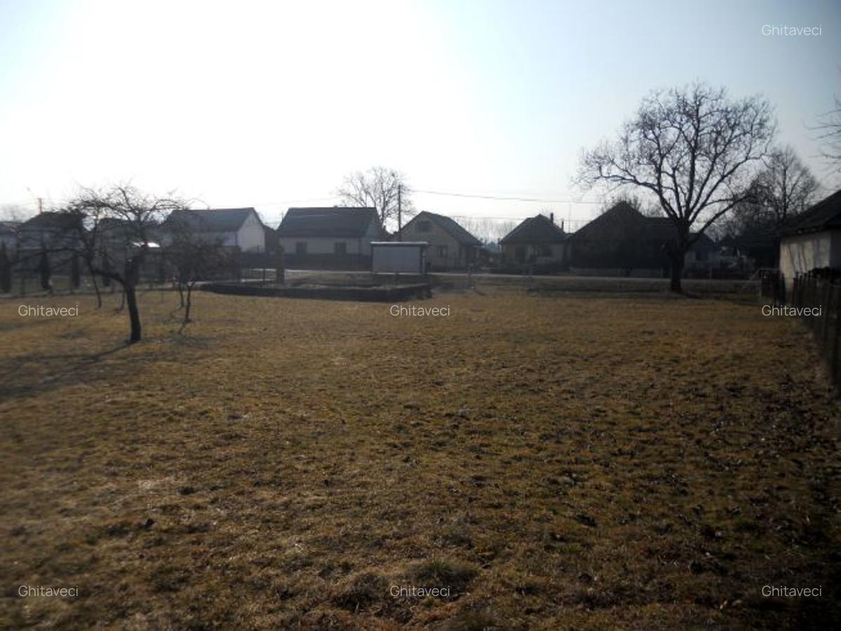 Loc de casa 1600 mp front 32 metri ULTRACENTRAL loc .Craciunesti - 4