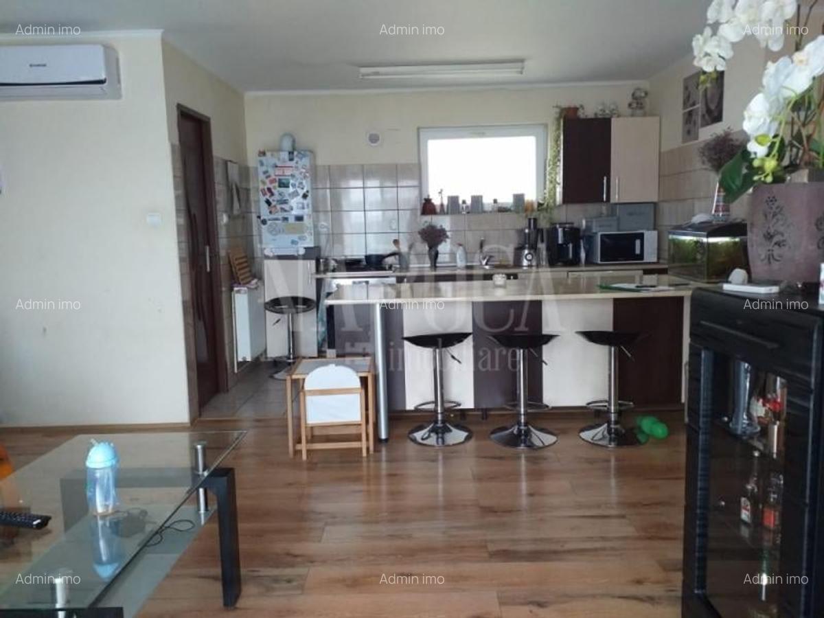 Casa 9 camere de vanzare in Someseni, Cluj Napoca - 2