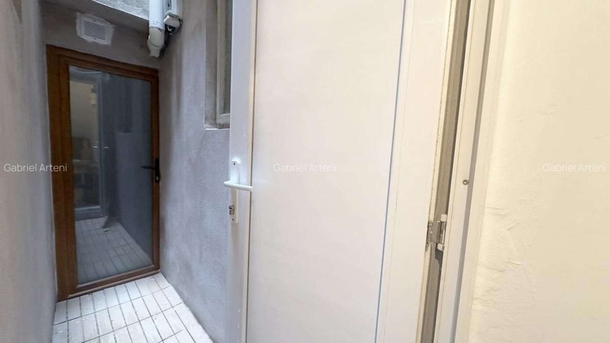 Garsoniera cocheta in Cotroceni - mica, vesela si gata de mutat! - 4