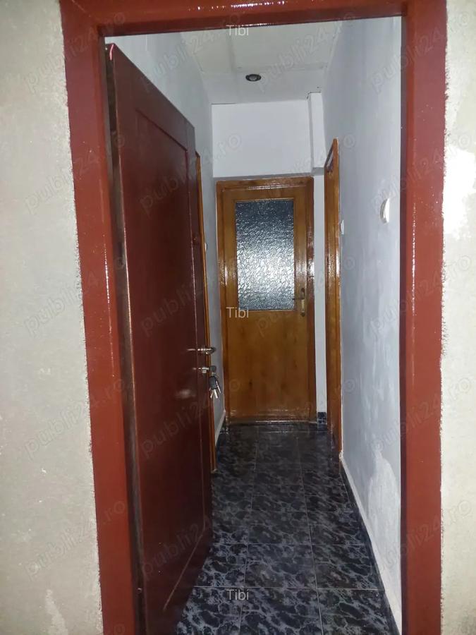 Se inchiriaza apartament cu o camera la casa curte comuna - 12