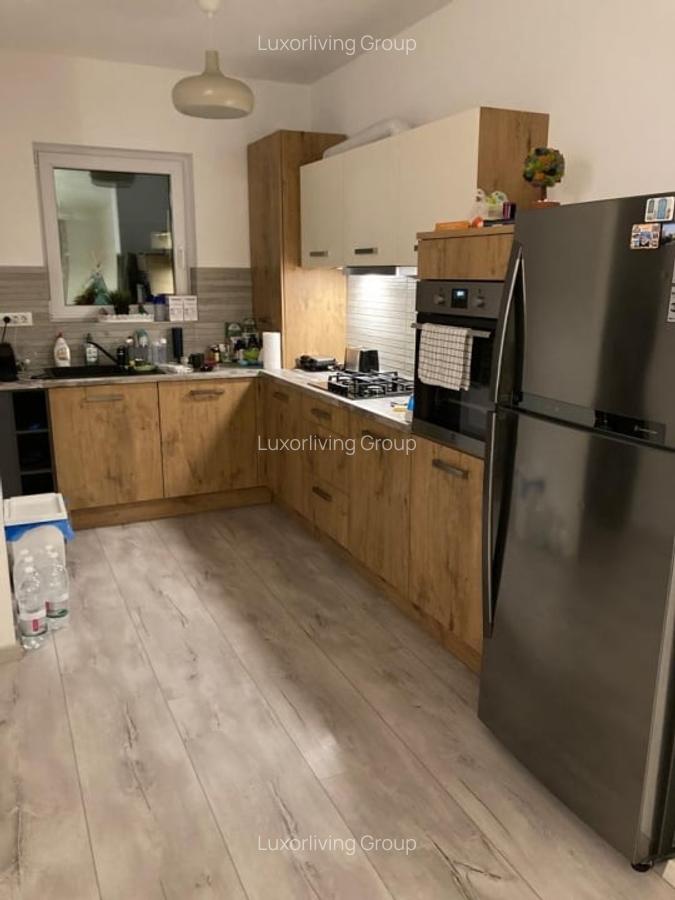 Vila cu curte si gradina Pipera Complex securizat langa Padure - 12